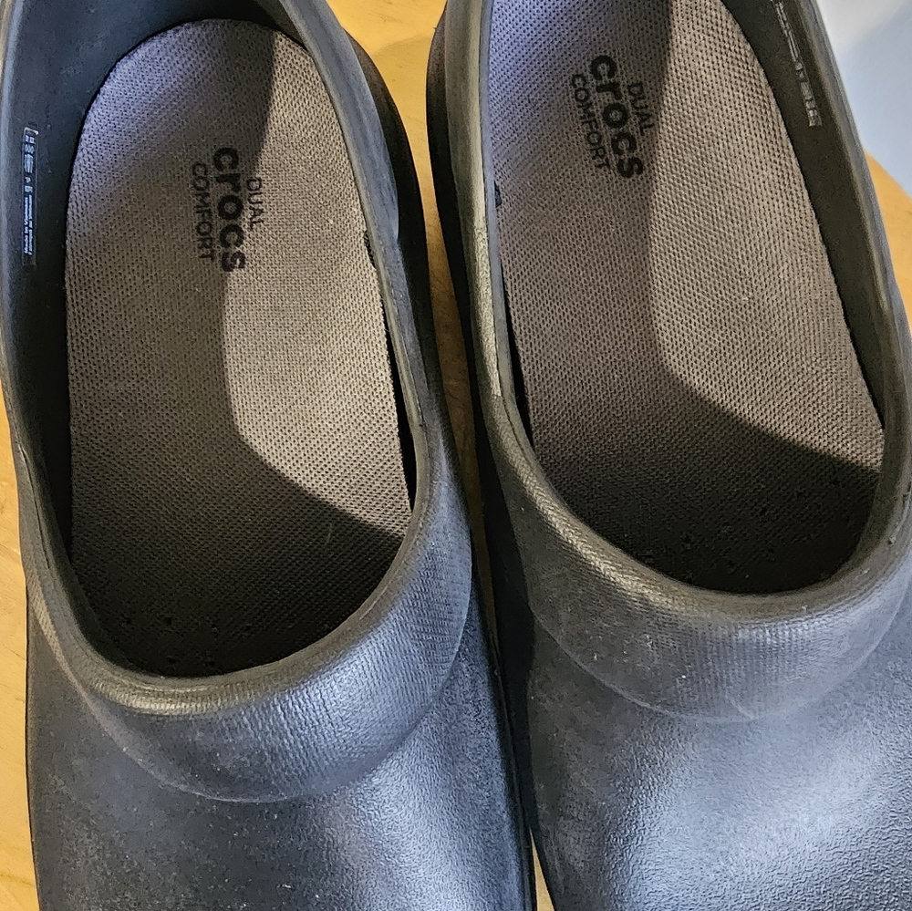 CROC clogs - Picture 2 of 7